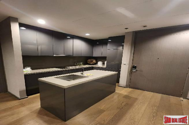 3 Bed, 2 Bath, ApartmentFor Sale, Surasak, Bangkok