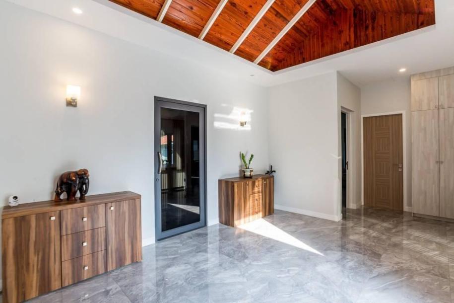 4 Bath, HouseFor Sale, Central - Hua Hin, Prachuap Khiri Khan