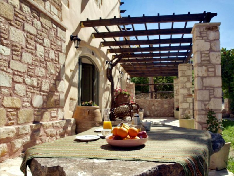 3 Bed, 2 Bath, HouseFor Sale, Chania, Crete