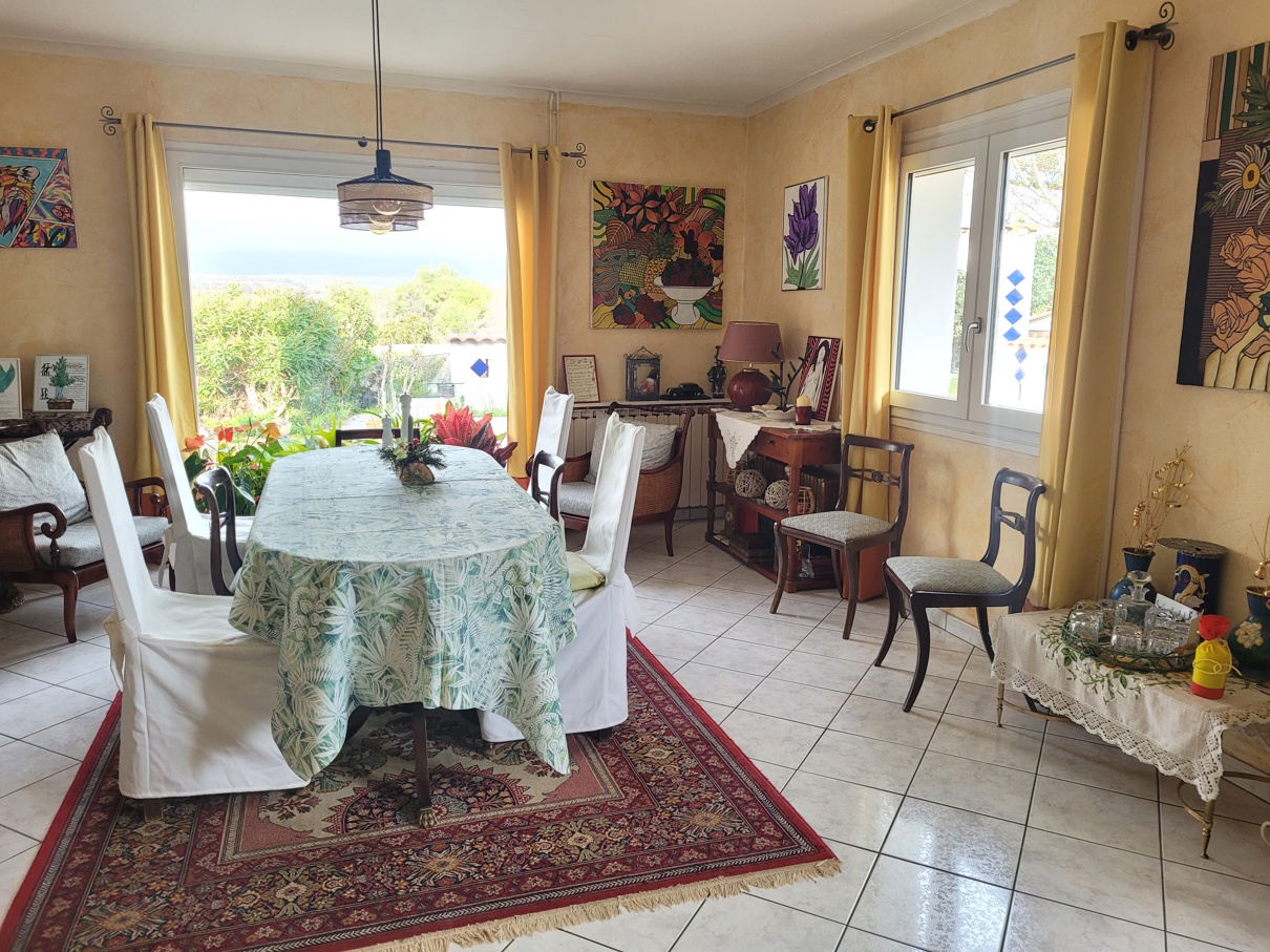 3 Bed, 2 Bath, HouseFor Sale, Autignac, Herault, Languedoc-Roussillon, 34480