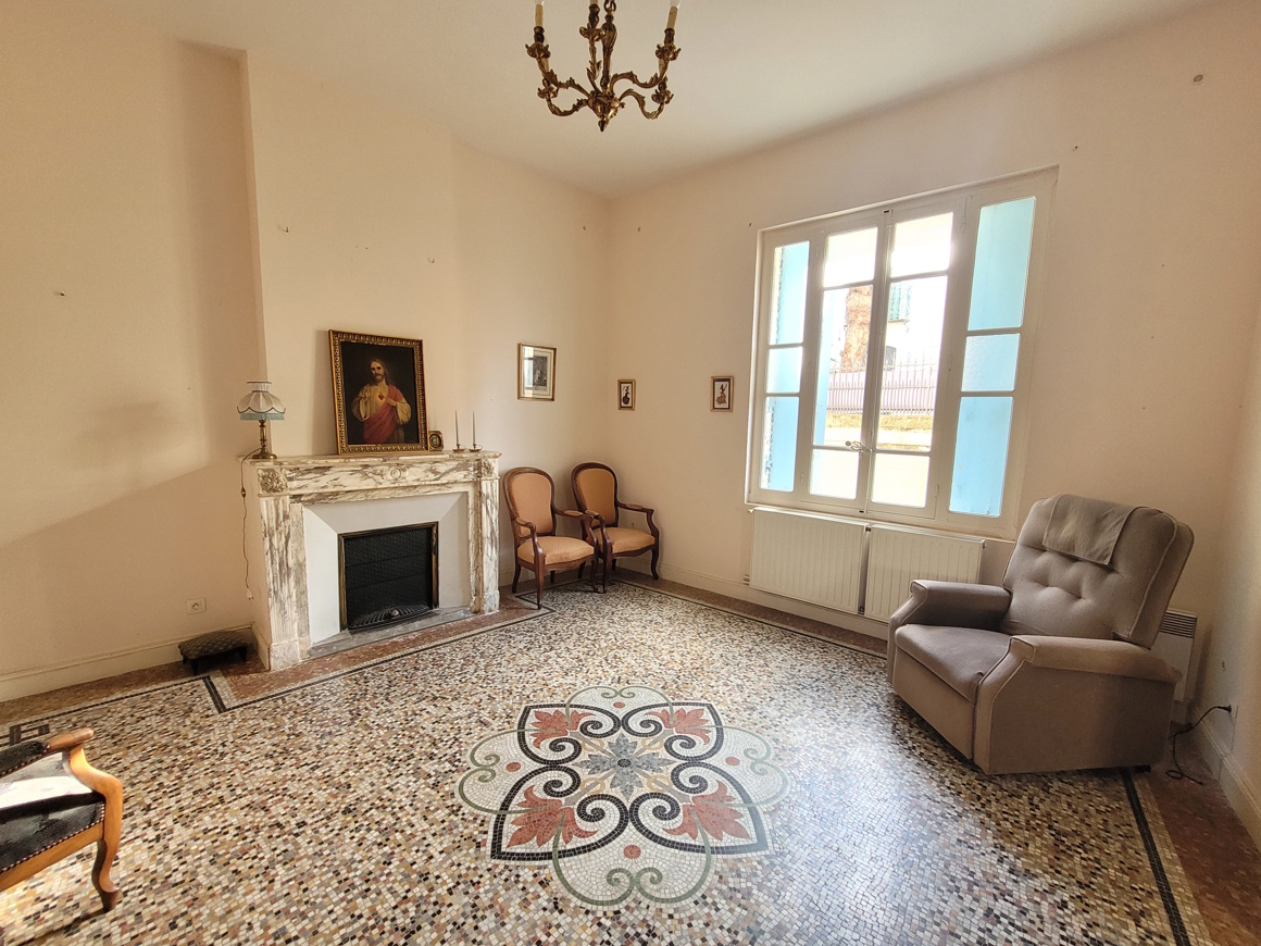 7 Bed, 2 Bath, HouseFor Sale, Autignac, Herault, Languedoc-Roussillon, 34480