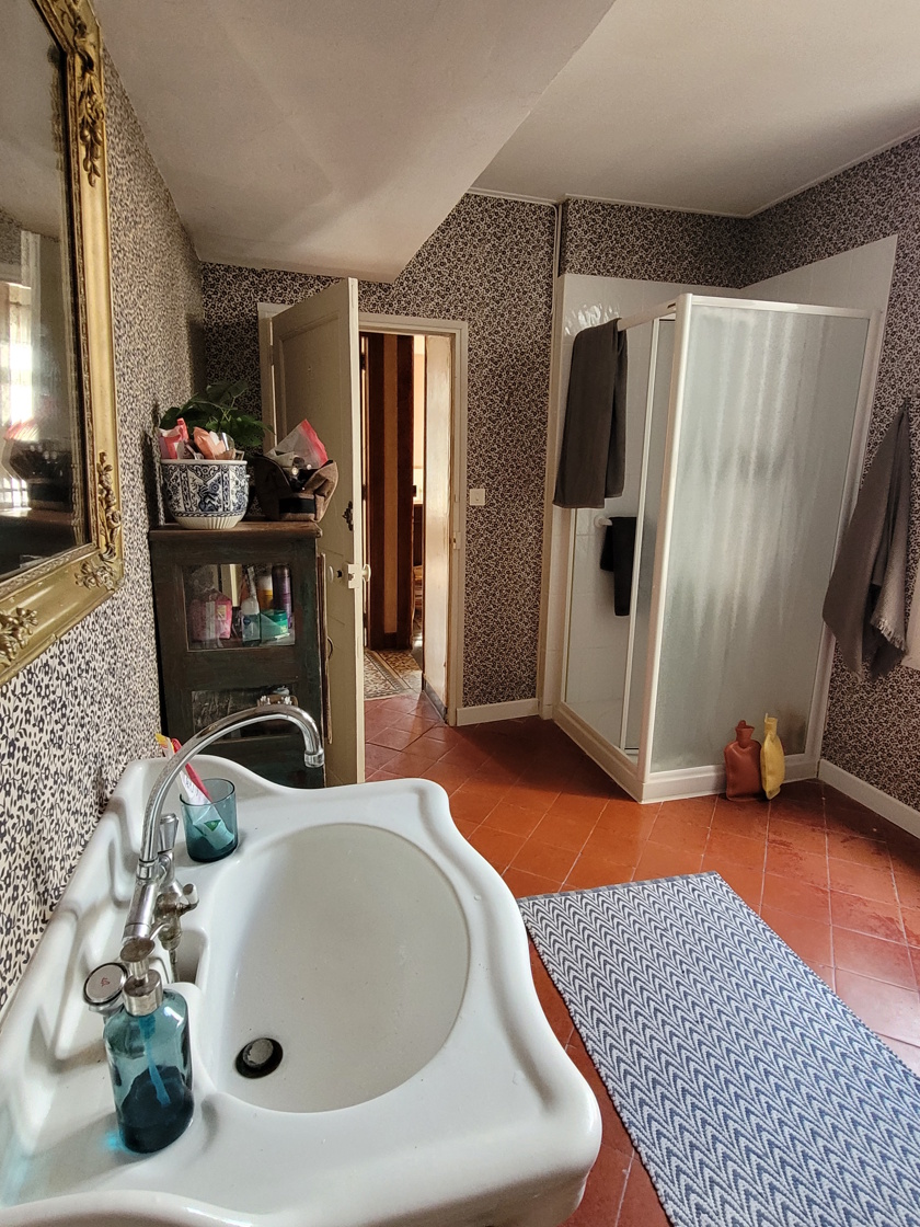 7 Bed, 2 Bath, HouseFor Sale, Autignac, Herault, Languedoc-Roussillon, 34480