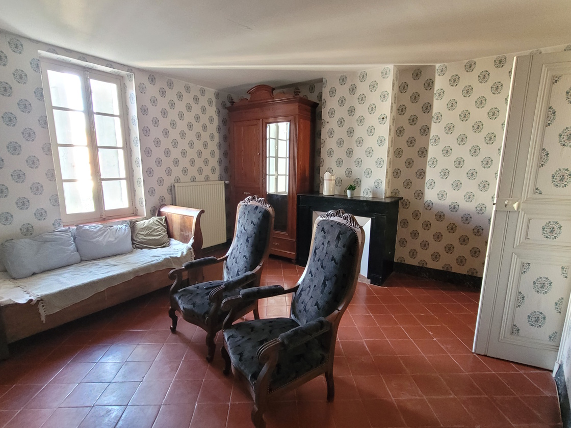 7 Bed, 2 Bath, HouseFor Sale, Autignac, Herault, Languedoc-Roussillon, 34480
