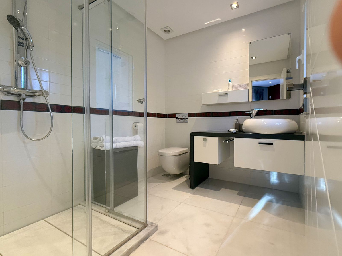 6 Bed, 8 Bath, HouseFor Sale, La Quinta, Malaga