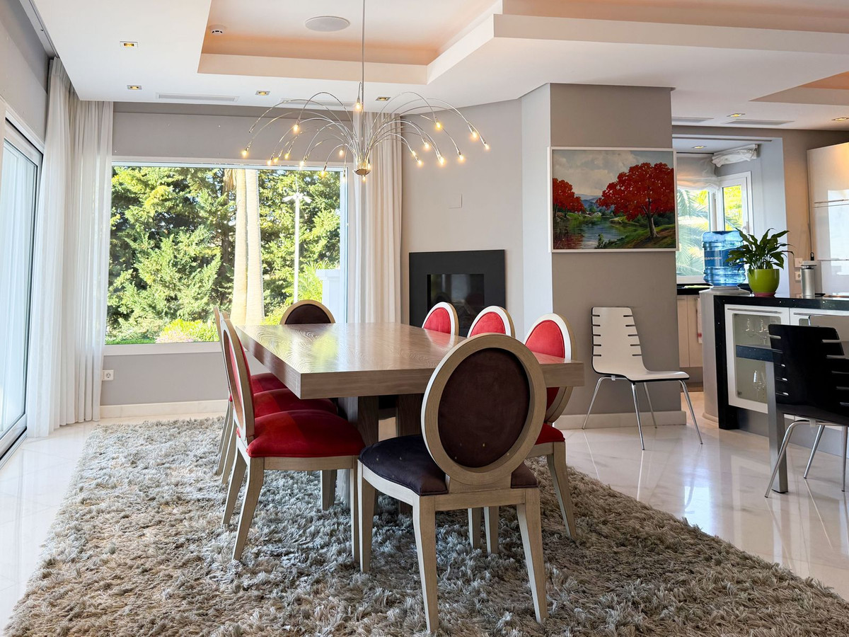 6 Bed, 8 Bath, HouseFor Sale, La Quinta, Malaga