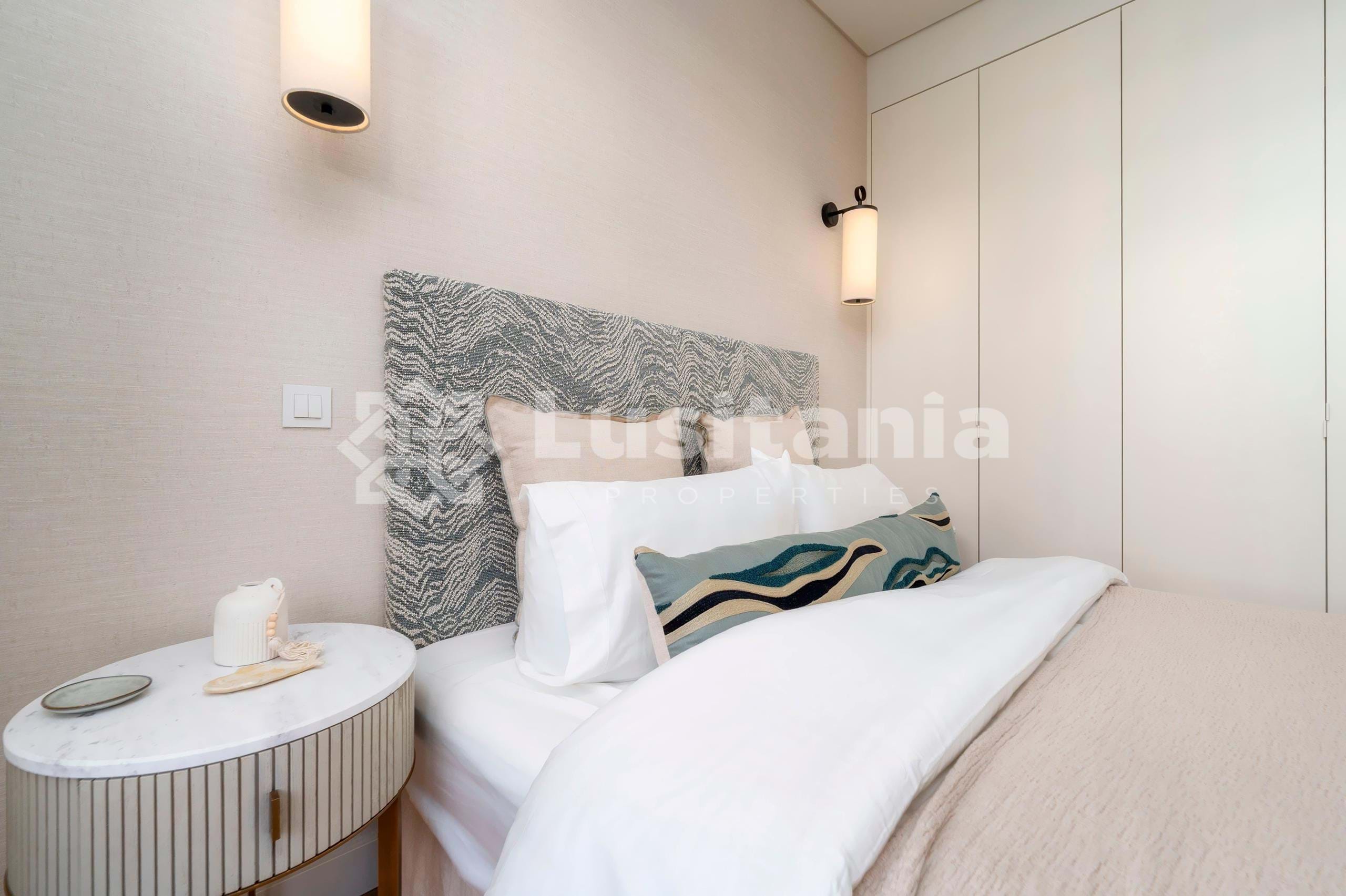 2 Bed, 3 Bath, ApartmentFor Sale, Quarteira, Loulé, Faro, 8125-590