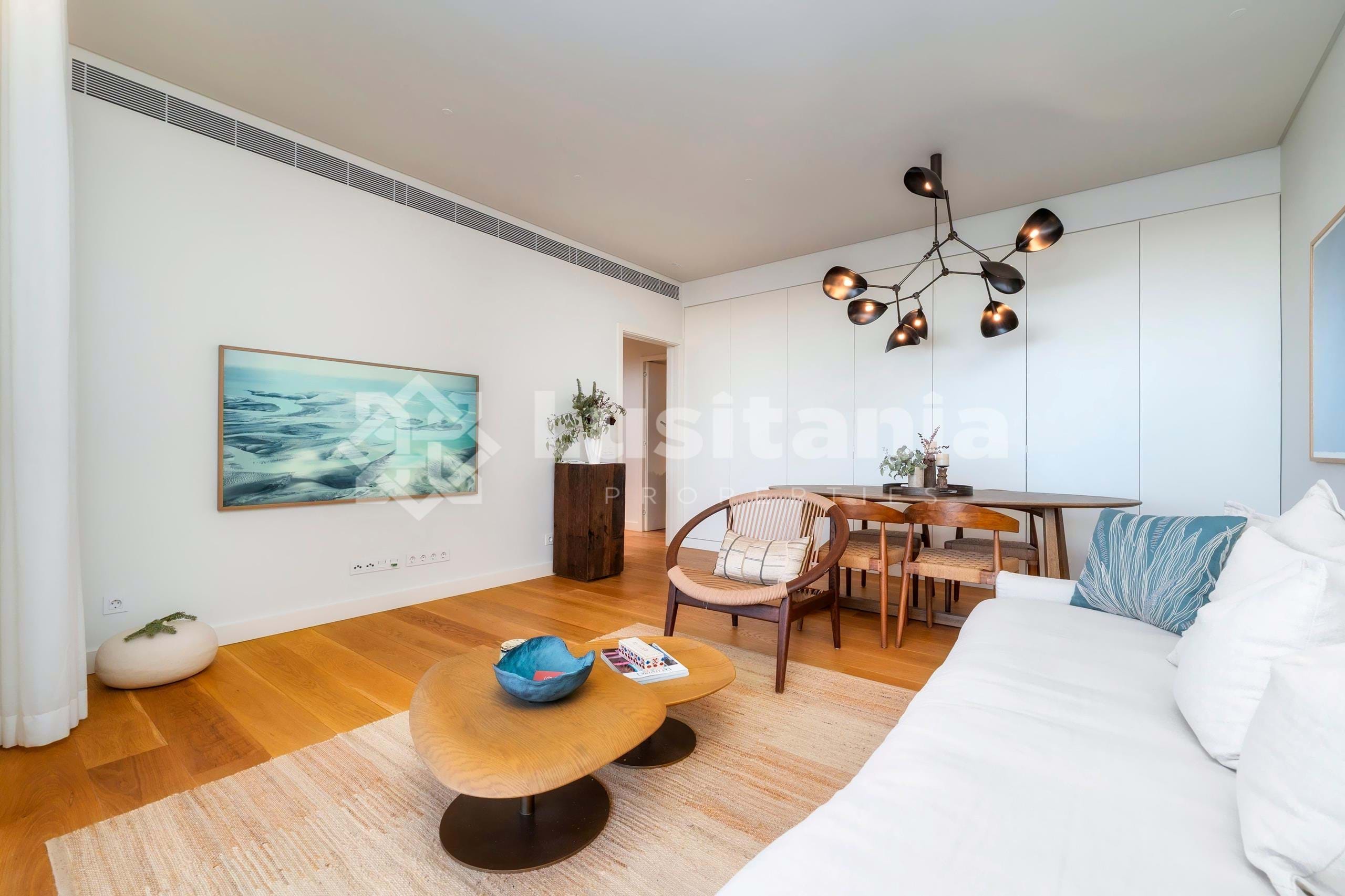 2 Bed, 3 Bath, ApartmentFor Sale, Quarteira, Loulé, Faro, 8125-590