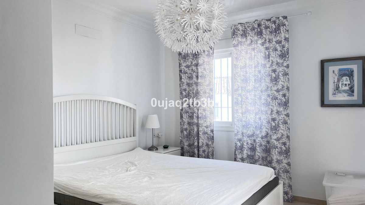 4 Bed, 4 Bath, ApartmentFor Sale, Nueva Andalucia, Malaga