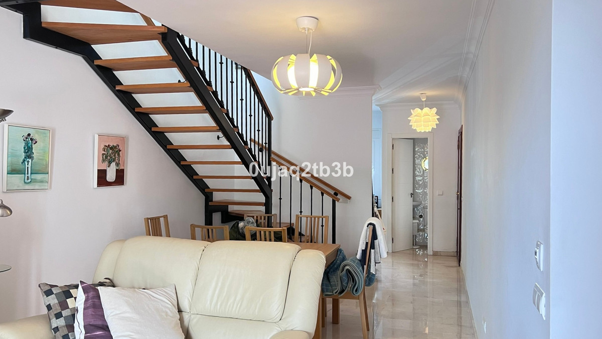 4 Bed, 4 Bath, ApartmentFor Sale, Nueva Andalucia, Malaga