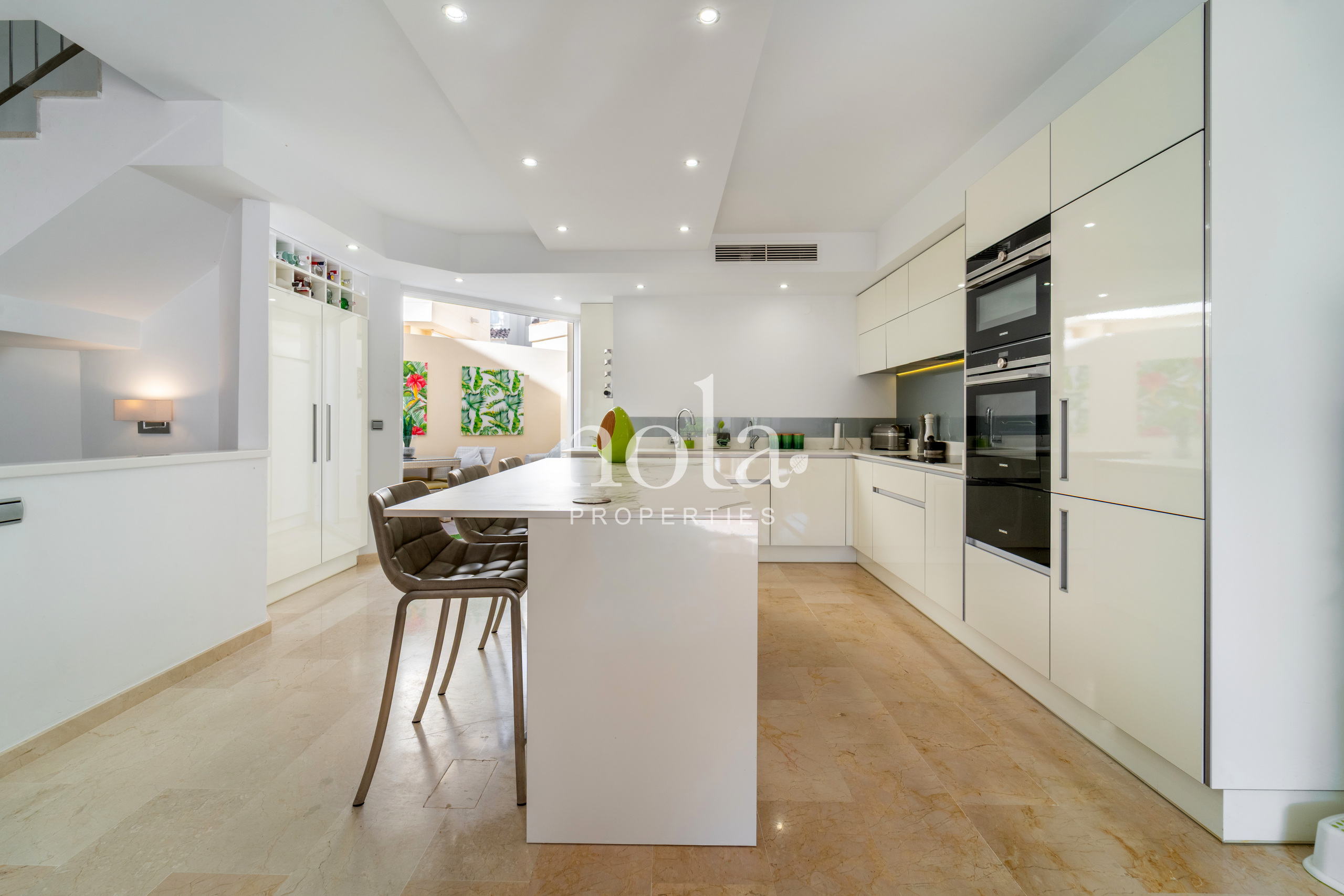 4 Bed, 4 Bath, HouseFor Sale, Marbella, Granada