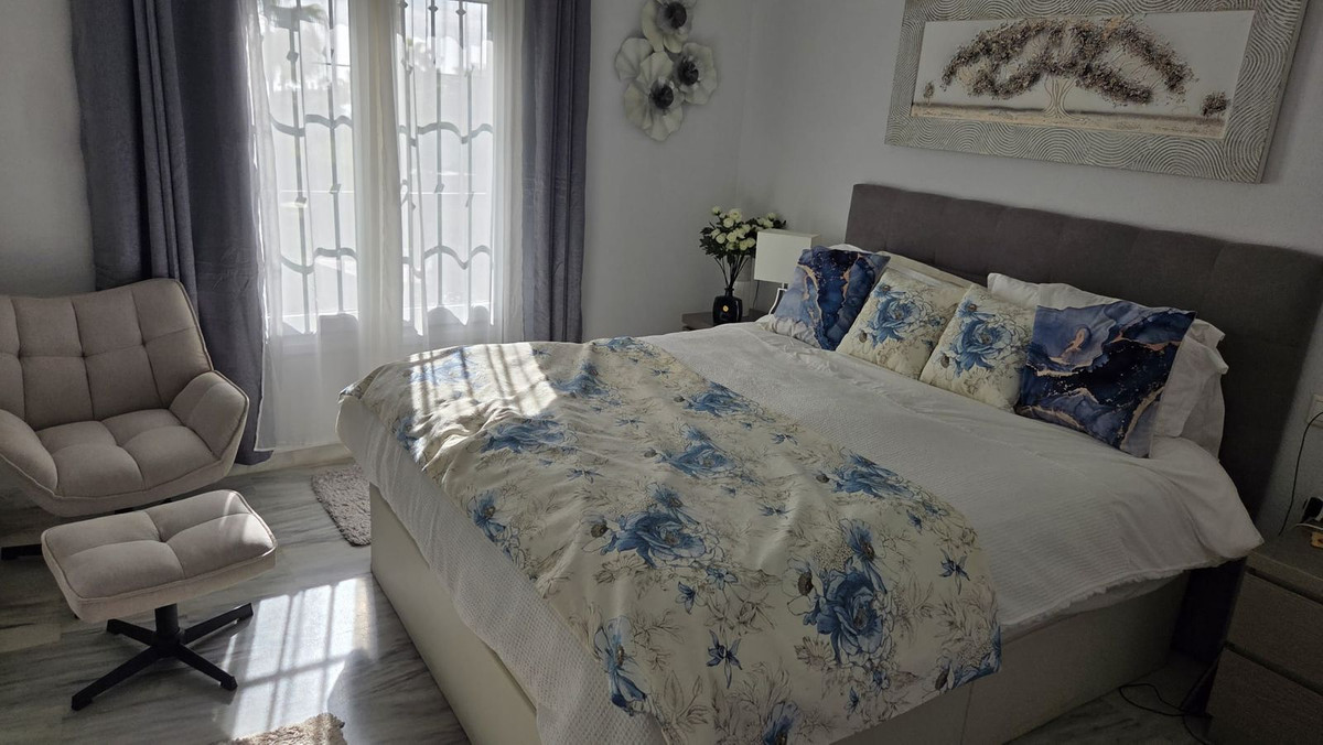 2 Bed, 2 Bath, ApartmentFor Sale, Riviera Del Sol, Malaga