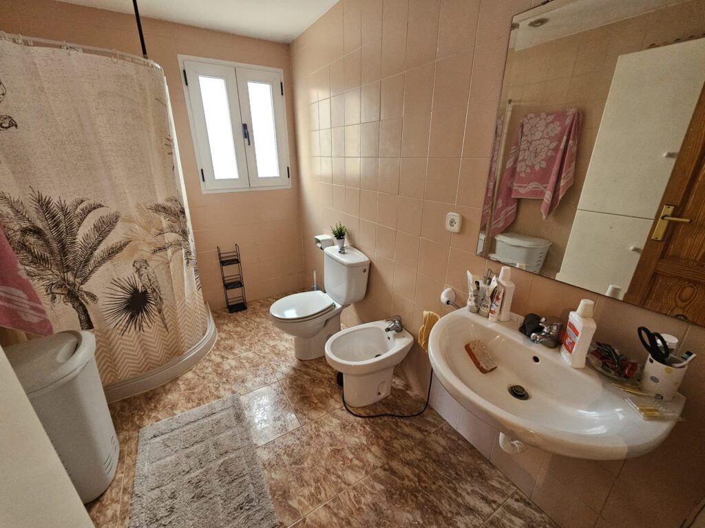 4 Bed, 2 Bath, HouseFor Sale, Oliva, Valencia, 46780