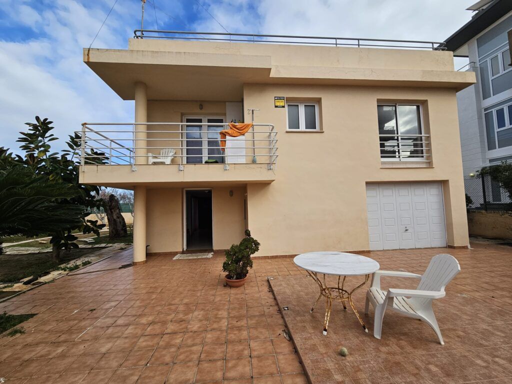 4 Bed, 2 Bath, HouseFor Sale, Oliva, Valencia, 46780