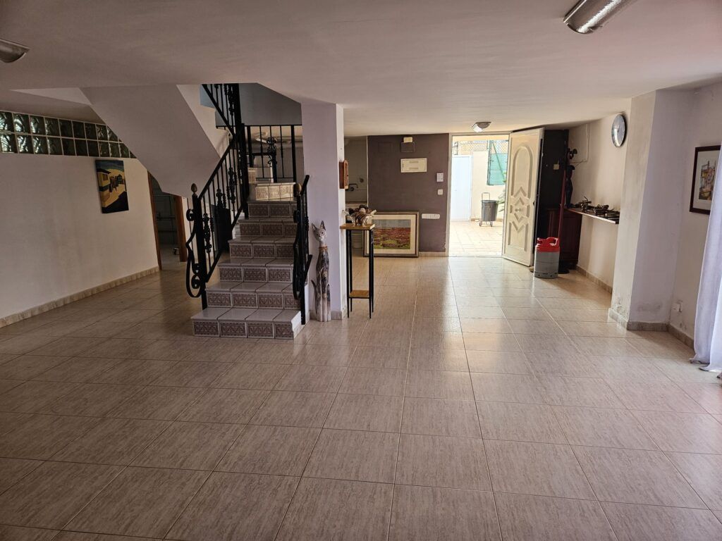 4 Bed, 2 Bath, HouseFor Sale, Oliva, Valencia, 46780