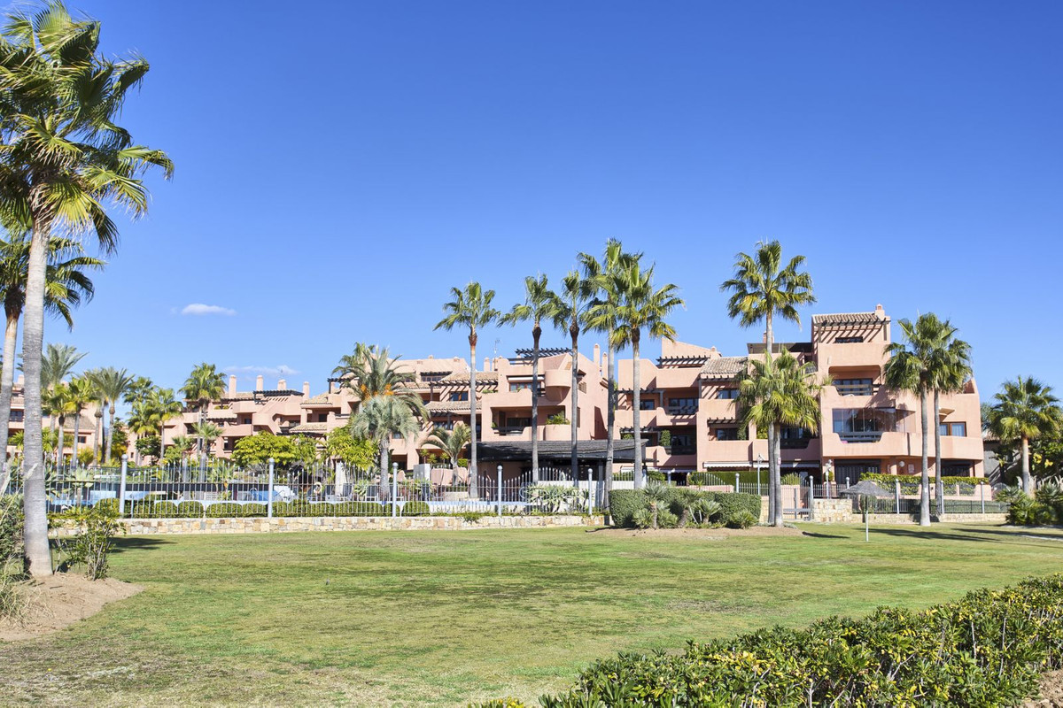2 Bed, 2 Bath, ApartmentFor Sale, Estepona, Malaga