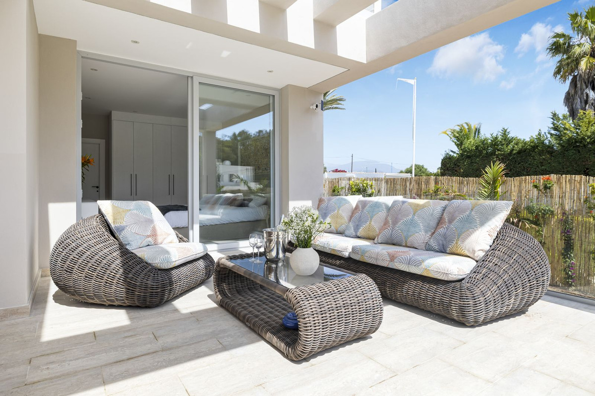 5 Bed, 5 Bath, HouseFor Sale, San Pedro de Alcantara, Malaga