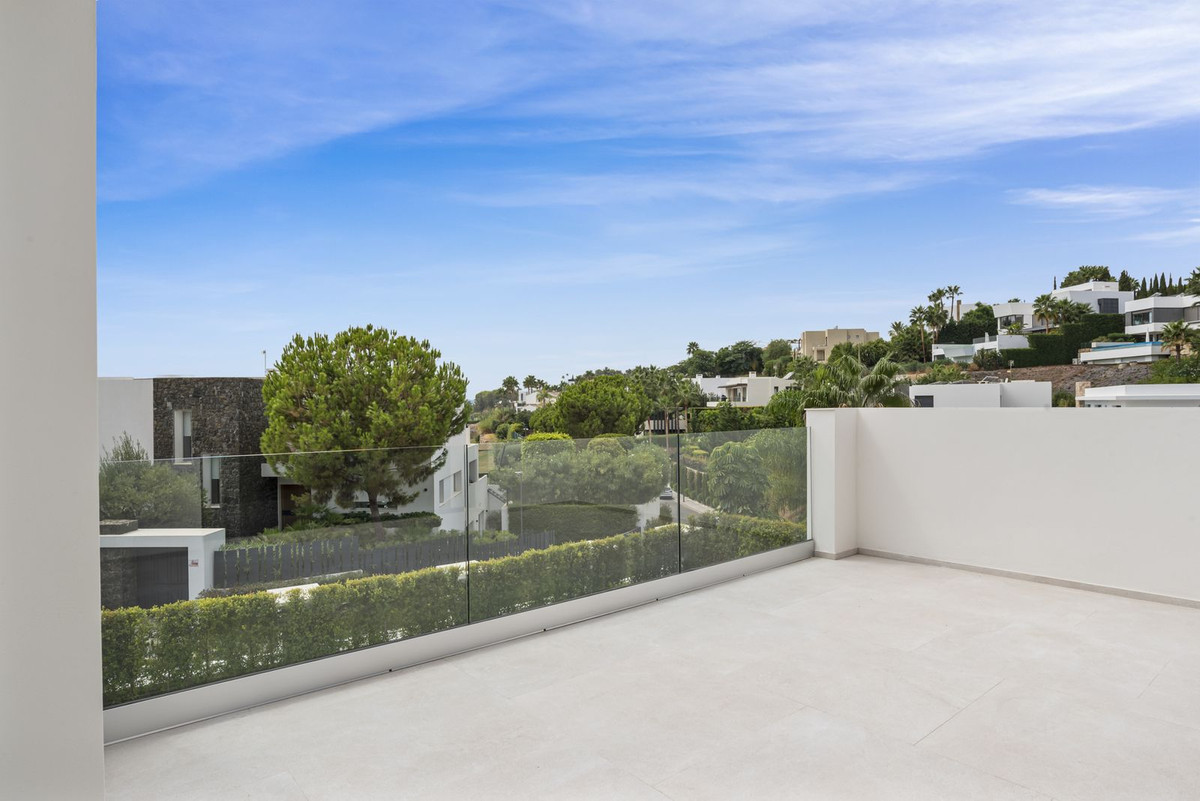 4 Bed, 4 Bath, HouseFor Sale, Benahavis, Malaga