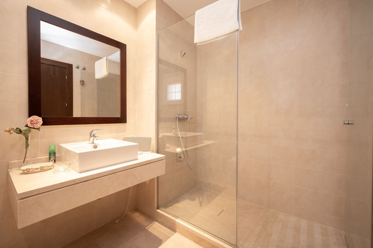 3 Bed, 3 Bath, ApartmentFor Sale, Los Monteros, Malaga