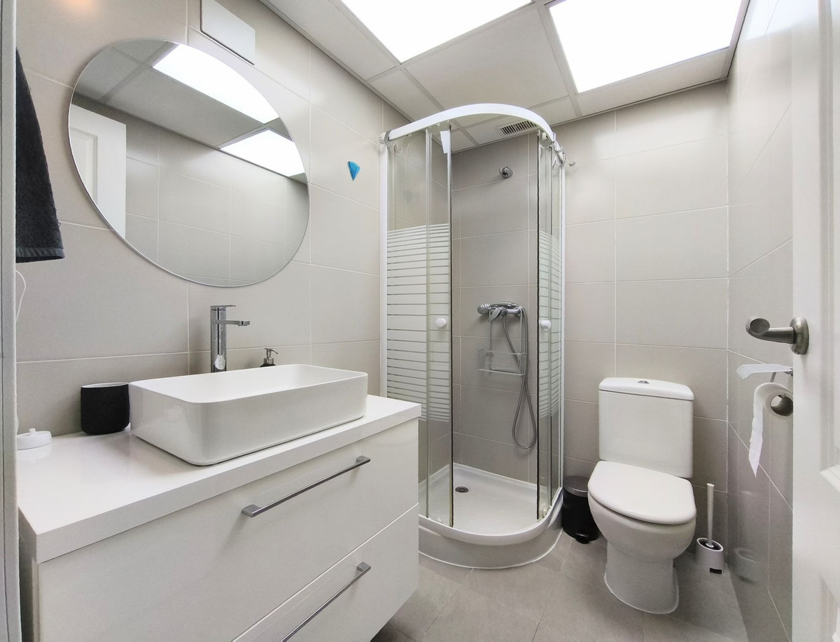 2 Bed, 2 Bath, ApartmentFor Sale, Riviera Del Sol, Malaga