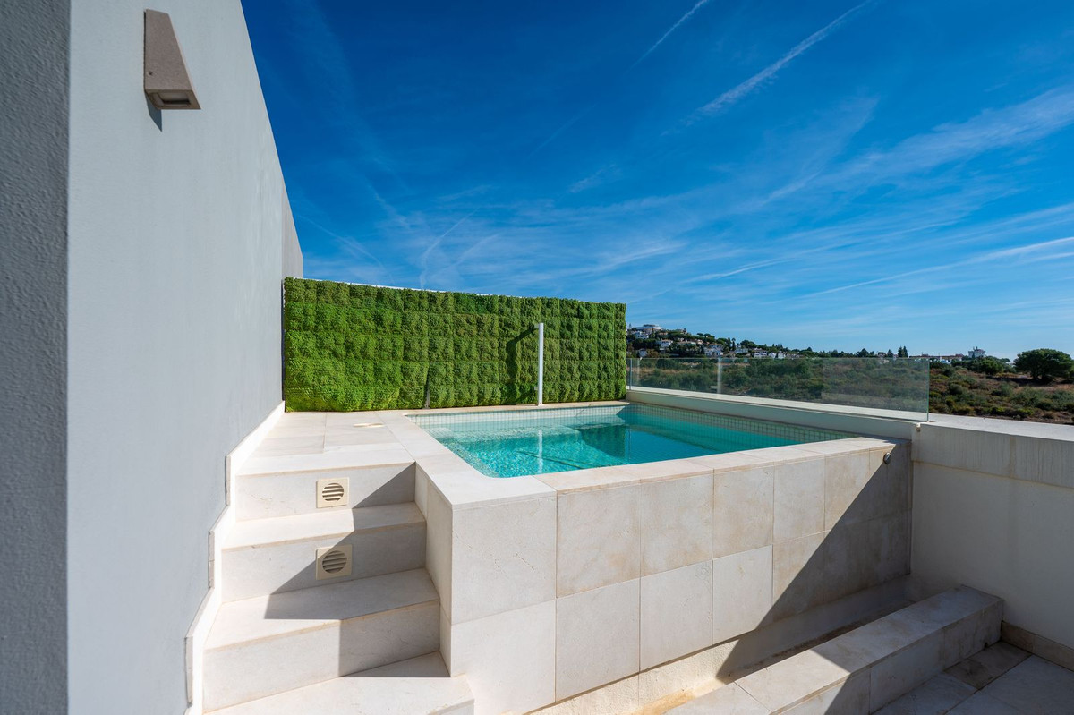 4 Bed, 3 Bath, HouseFor Sale, La Cala de Mijas, Malaga