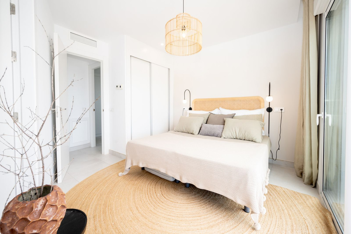 3 Bed, 3 Bath, ApartmentFor Sale, Los Monteros, Malaga