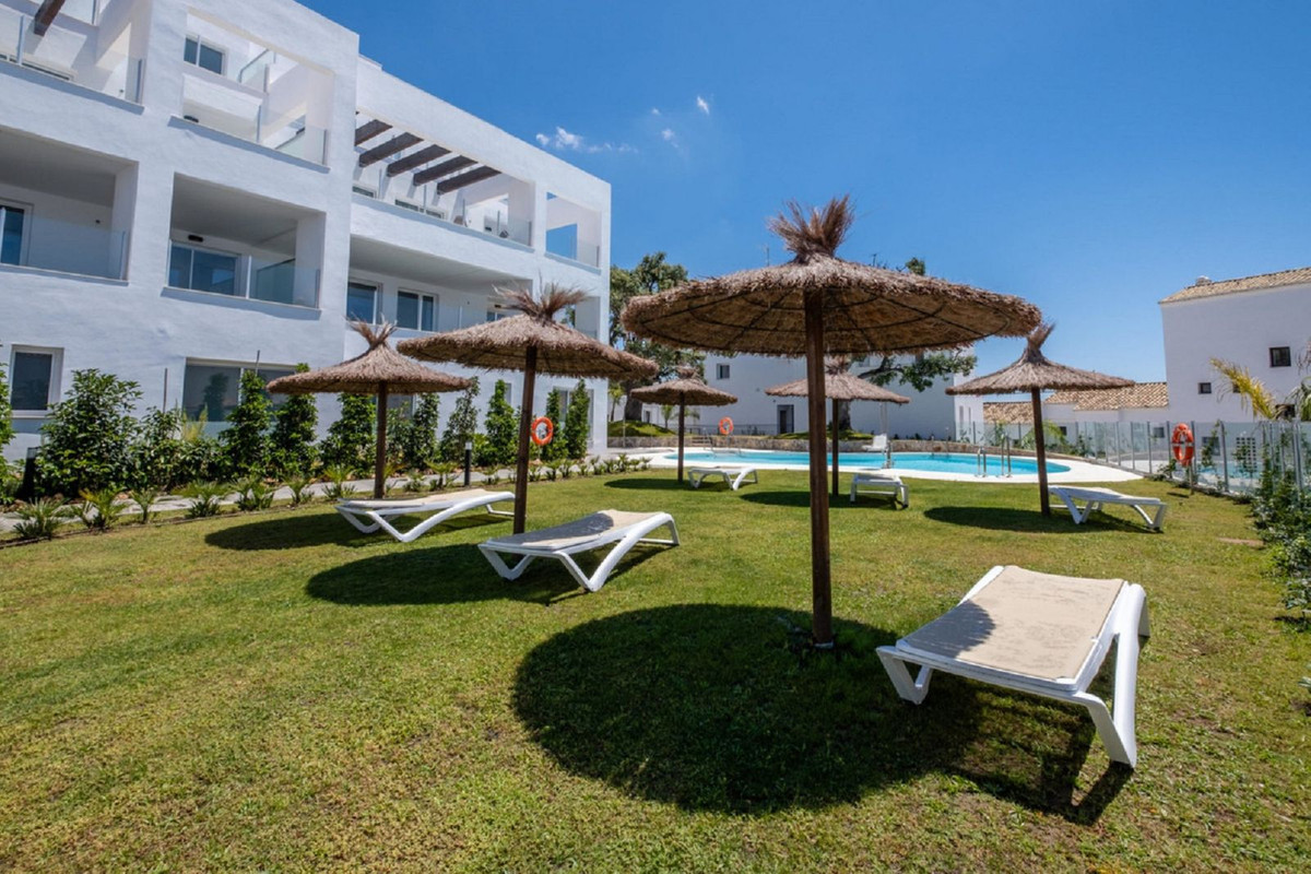 3 Bed, 3 Bath, ApartmentFor Sale, Los Monteros, Malaga