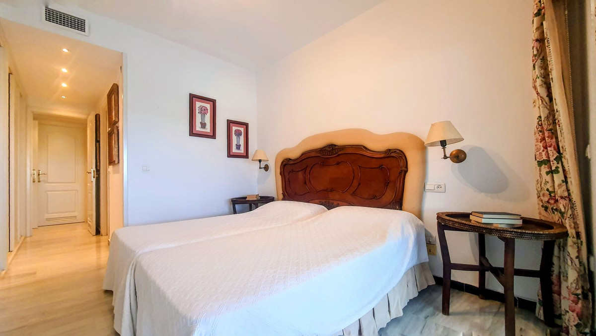 2 Bed, 2 Bath, ApartmentFor Sale, Puerto Banus, Malaga