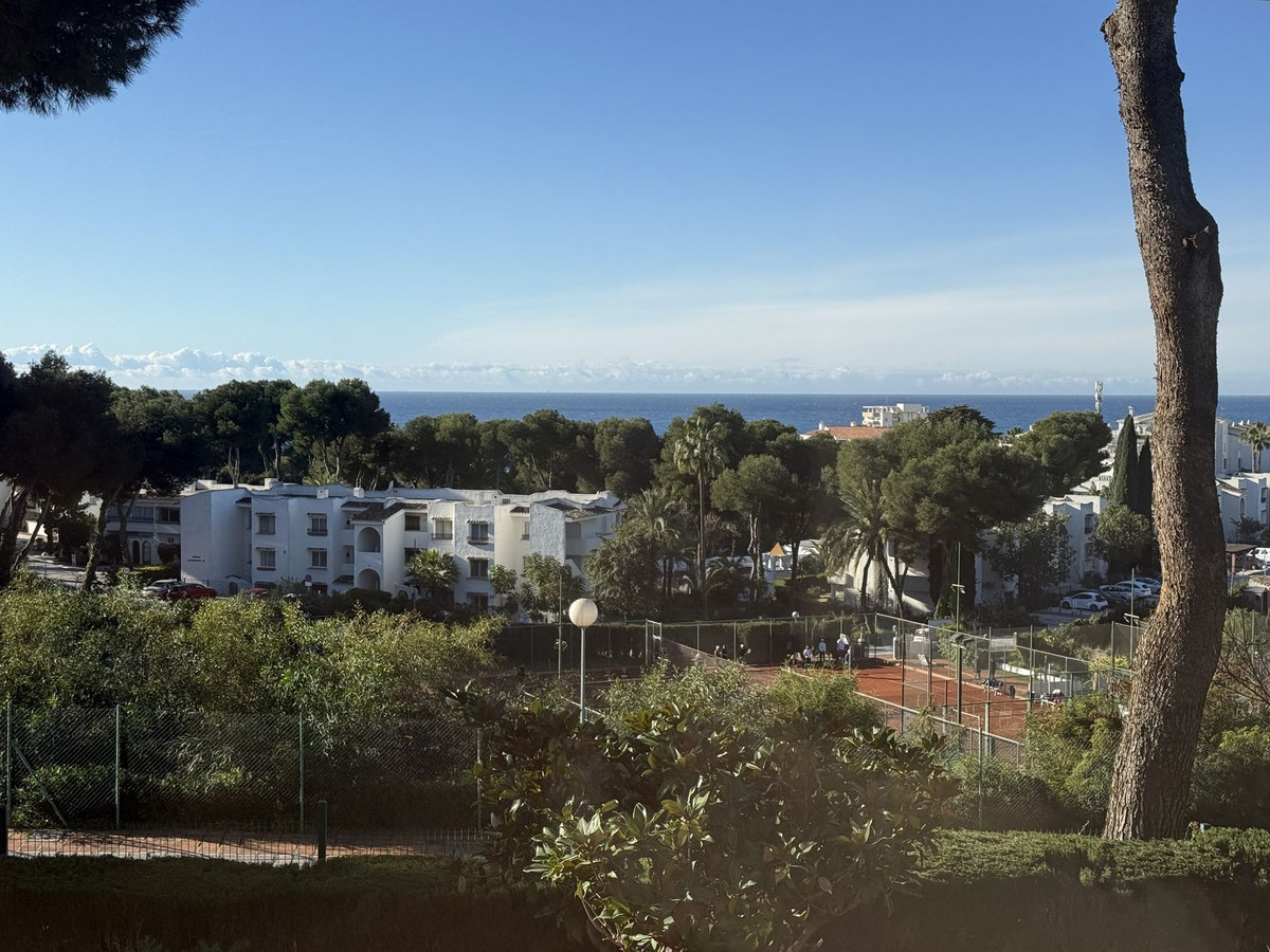 2 Bed, 2 Bath, ApartmentFor Sale, Miraflores, Malaga