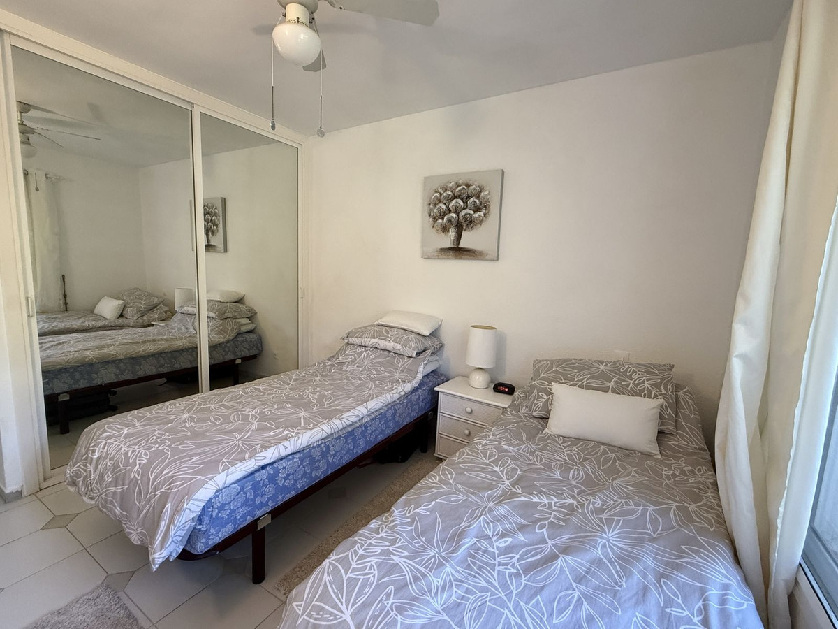 2 Bed, 2 Bath, ApartmentFor Sale, Miraflores, Malaga