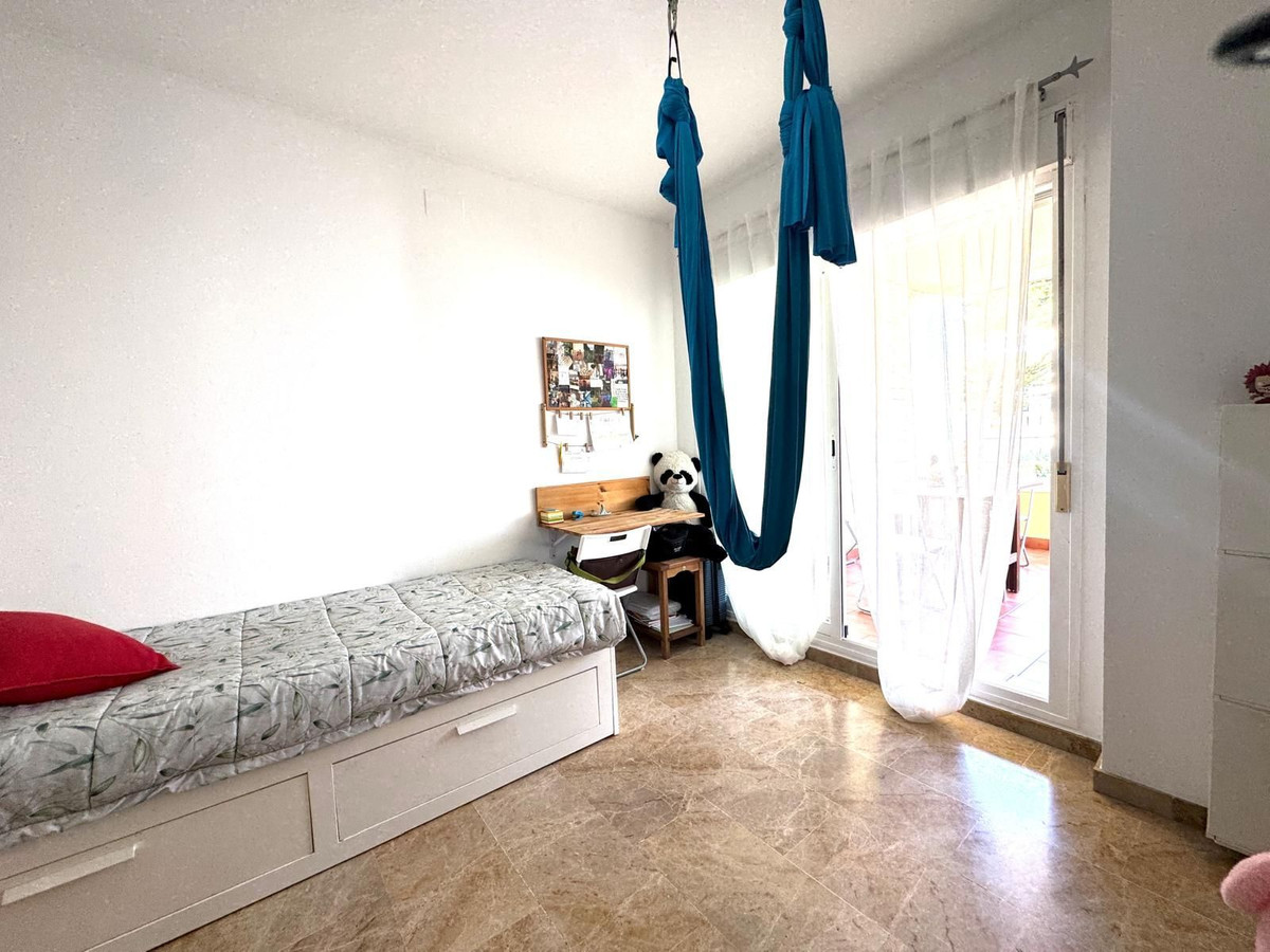 3 Bed, 1 Bath, ApartmentFor Sale, Riviera Del Sol, Malaga