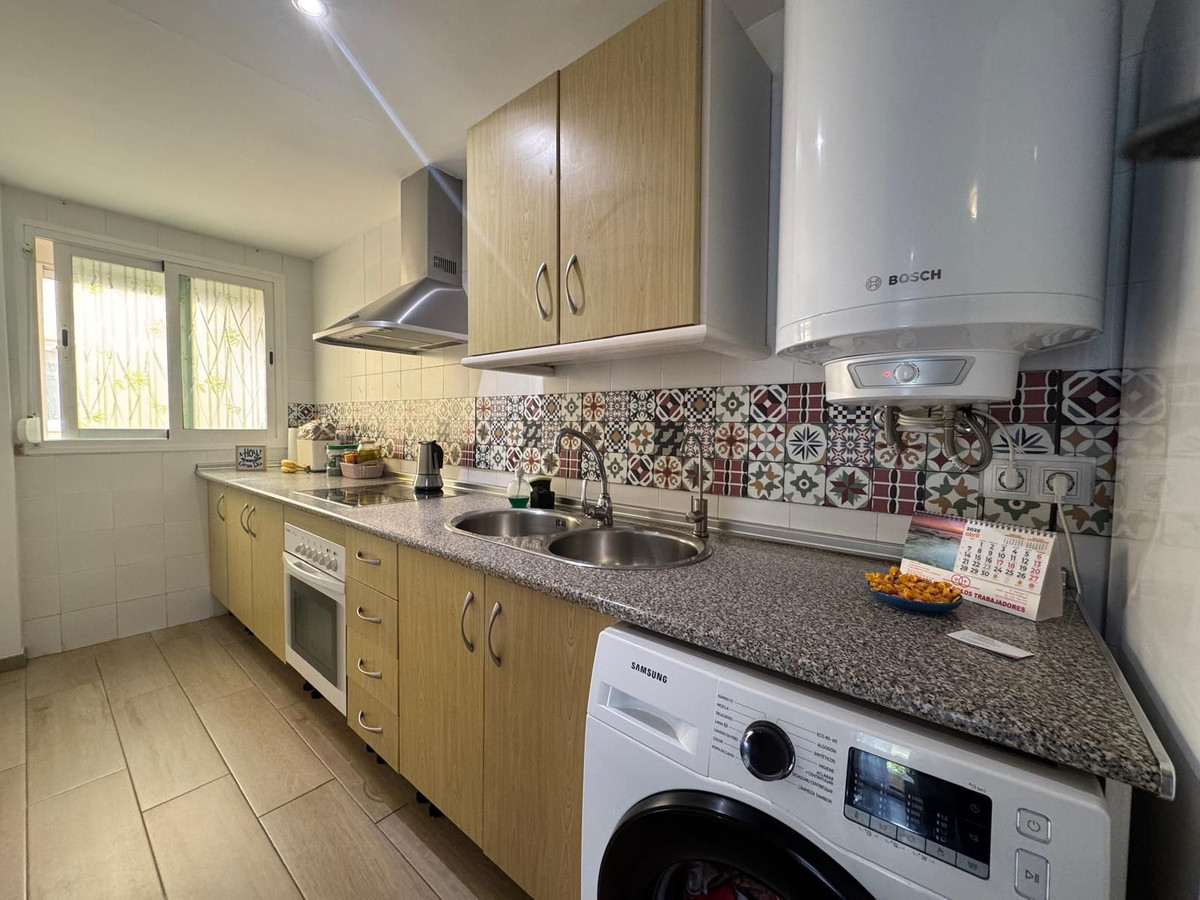 3 Bed, 1 Bath, ApartmentFor Sale, Riviera Del Sol, Malaga