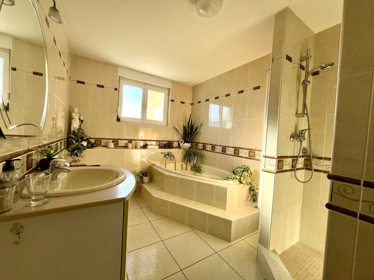 3 Bed, HouseFor Sale, Magalas, Herault, Languedoc-Roussillon, 34480