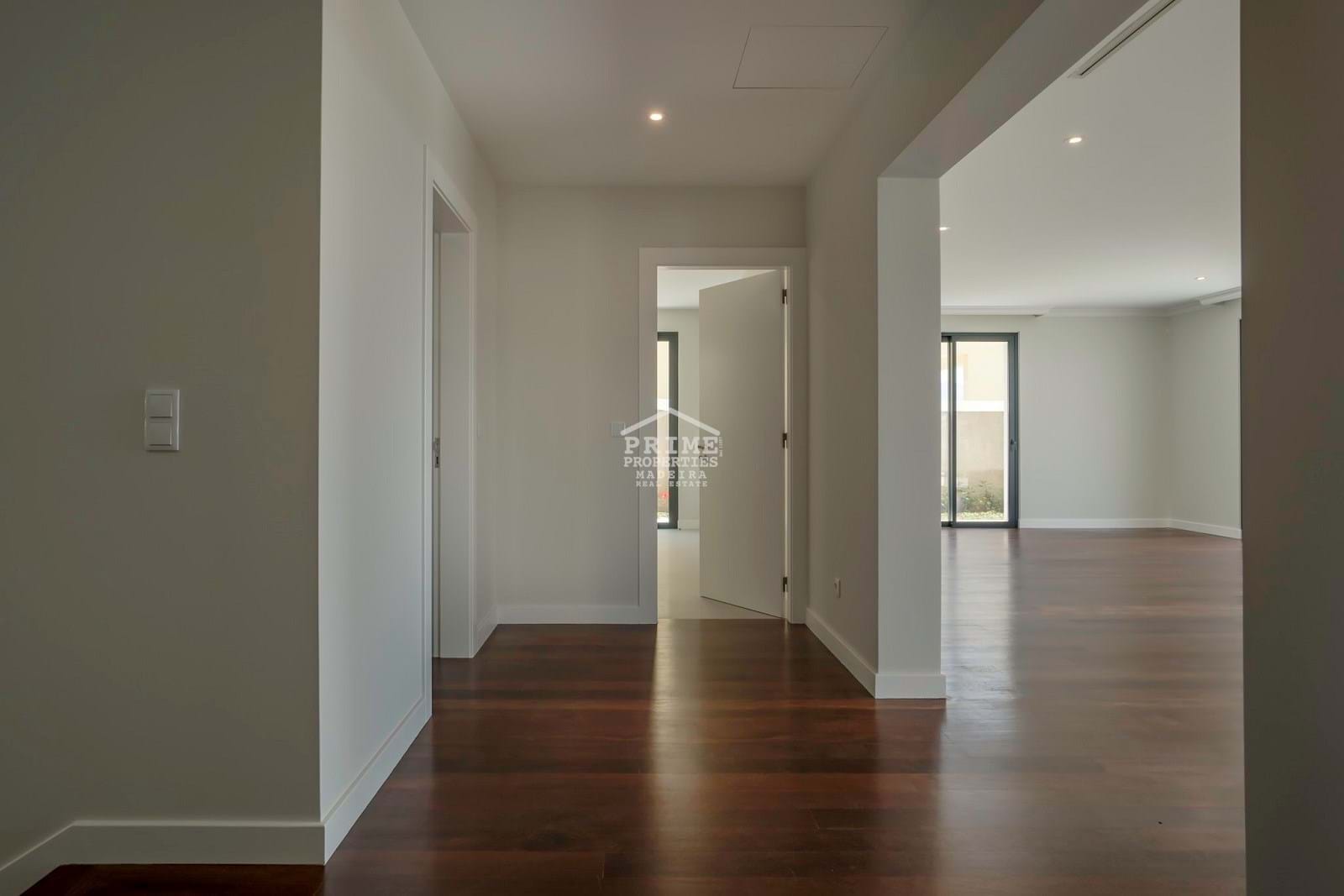 4 Bed, 5 Bath, HouseFor Sale, Funchal, Ilha da Madeira