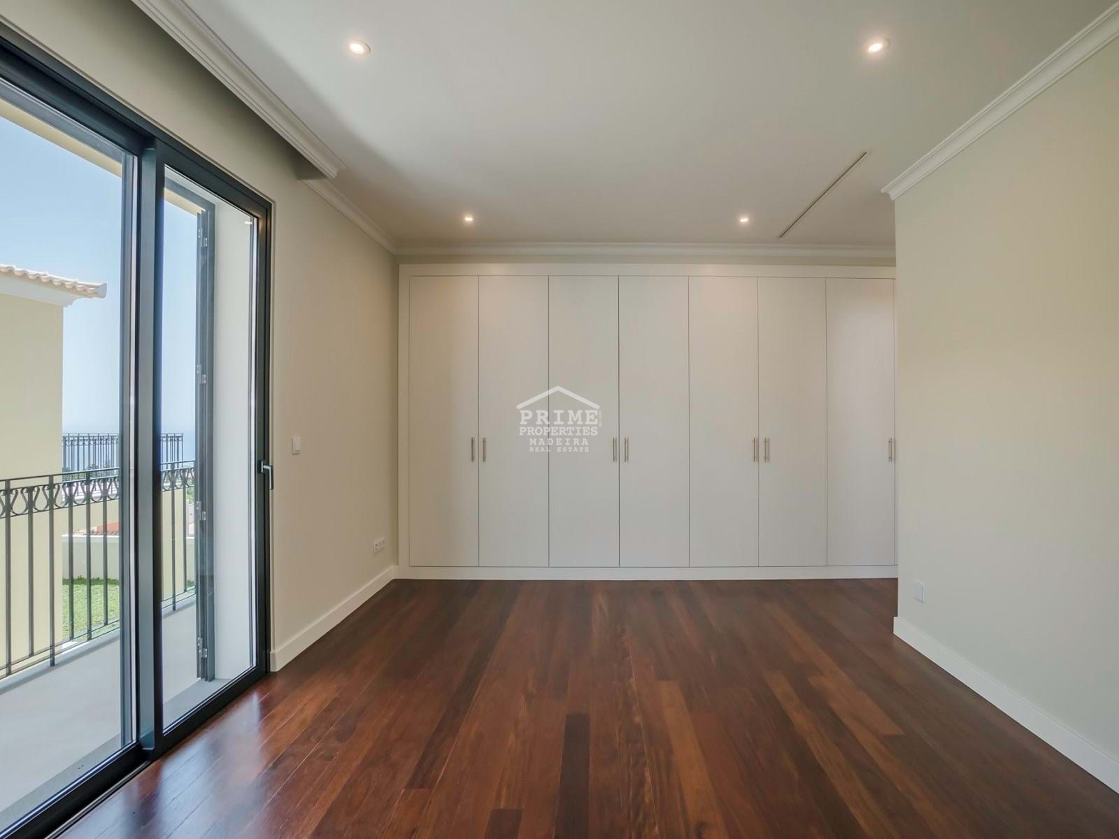 4 Bed, 5 Bath, HouseFor Sale, Funchal, Ilha da Madeira