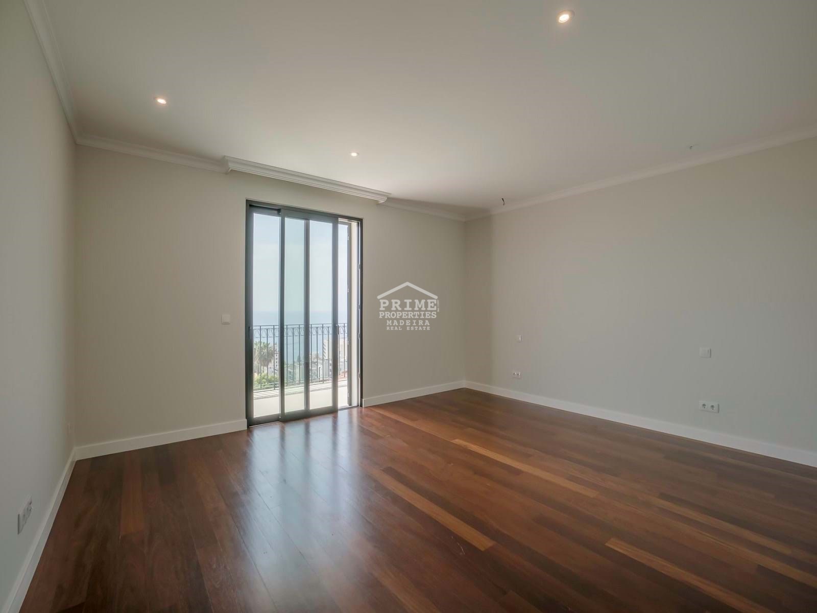 4 Bed, 5 Bath, HouseFor Sale, Funchal, Ilha da Madeira