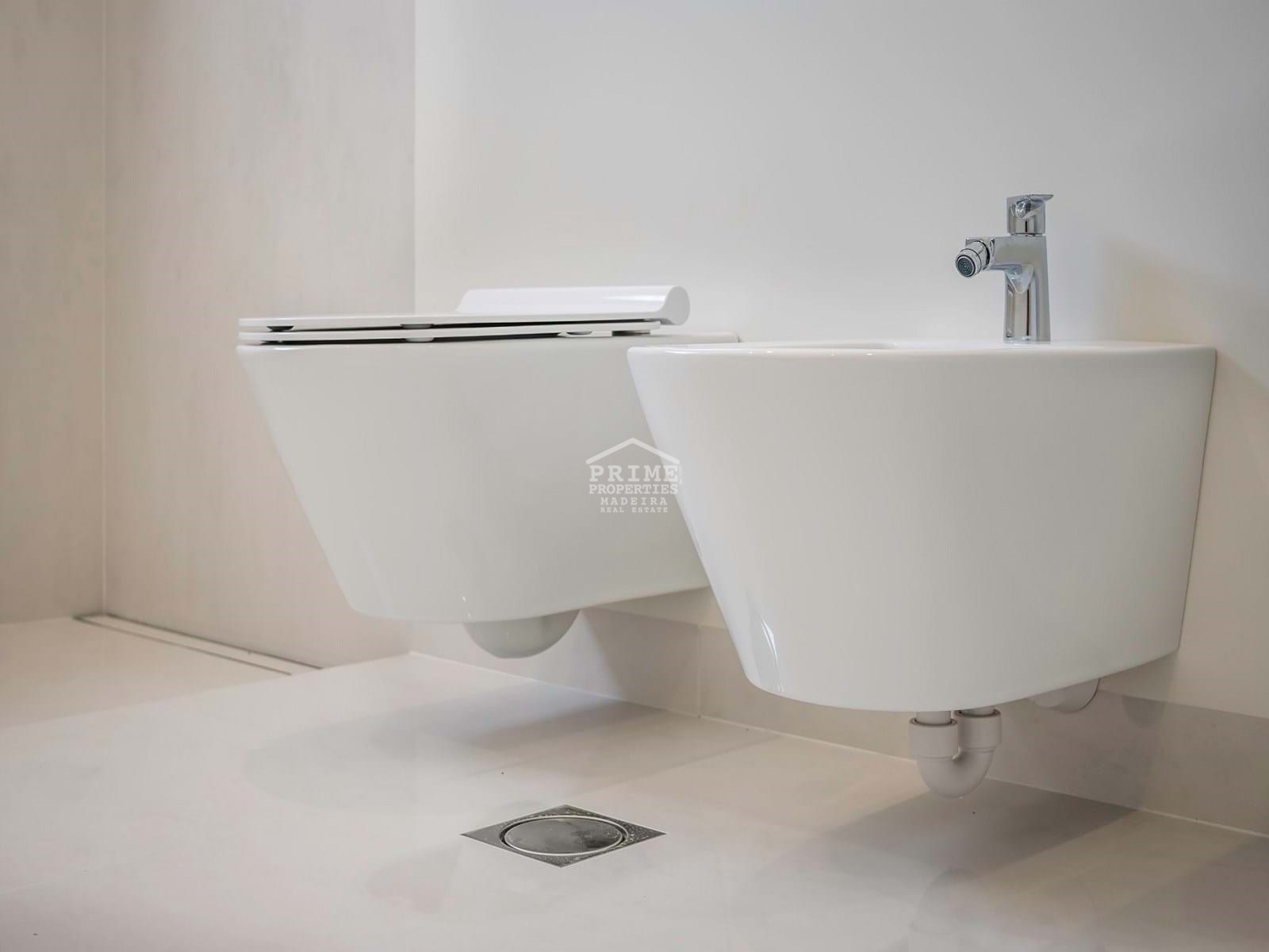 4 Bed, 5 Bath, HouseFor Sale, Funchal, Ilha da Madeira