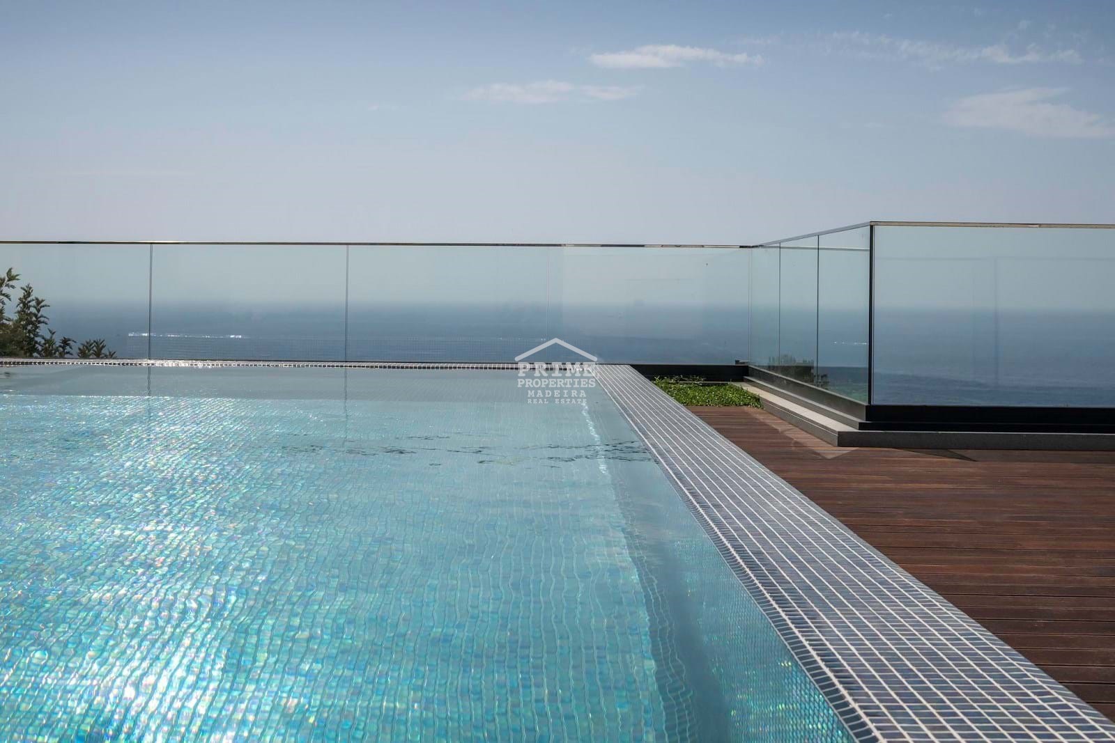 4 Bed, 5 Bath, HouseFor Sale, Funchal, Ilha da Madeira