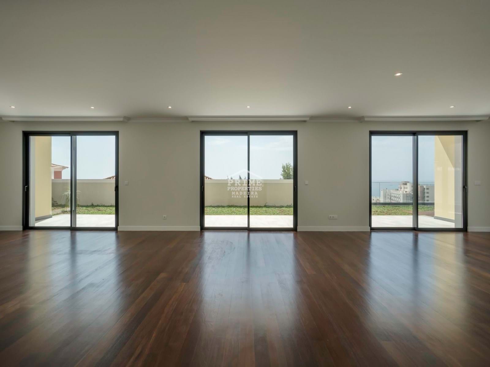 4 Bed, 5 Bath, HouseFor Sale, Funchal, Ilha da Madeira