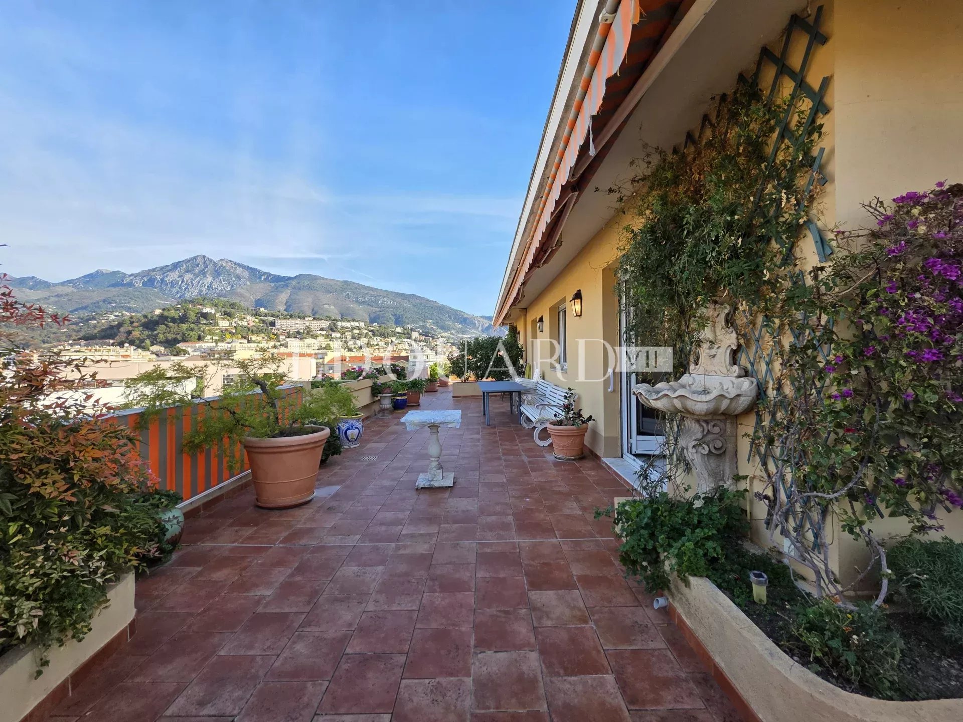 4 Bed, 3 Bath, ApartmentFor Sale, Menton, Alpes-Maritimes