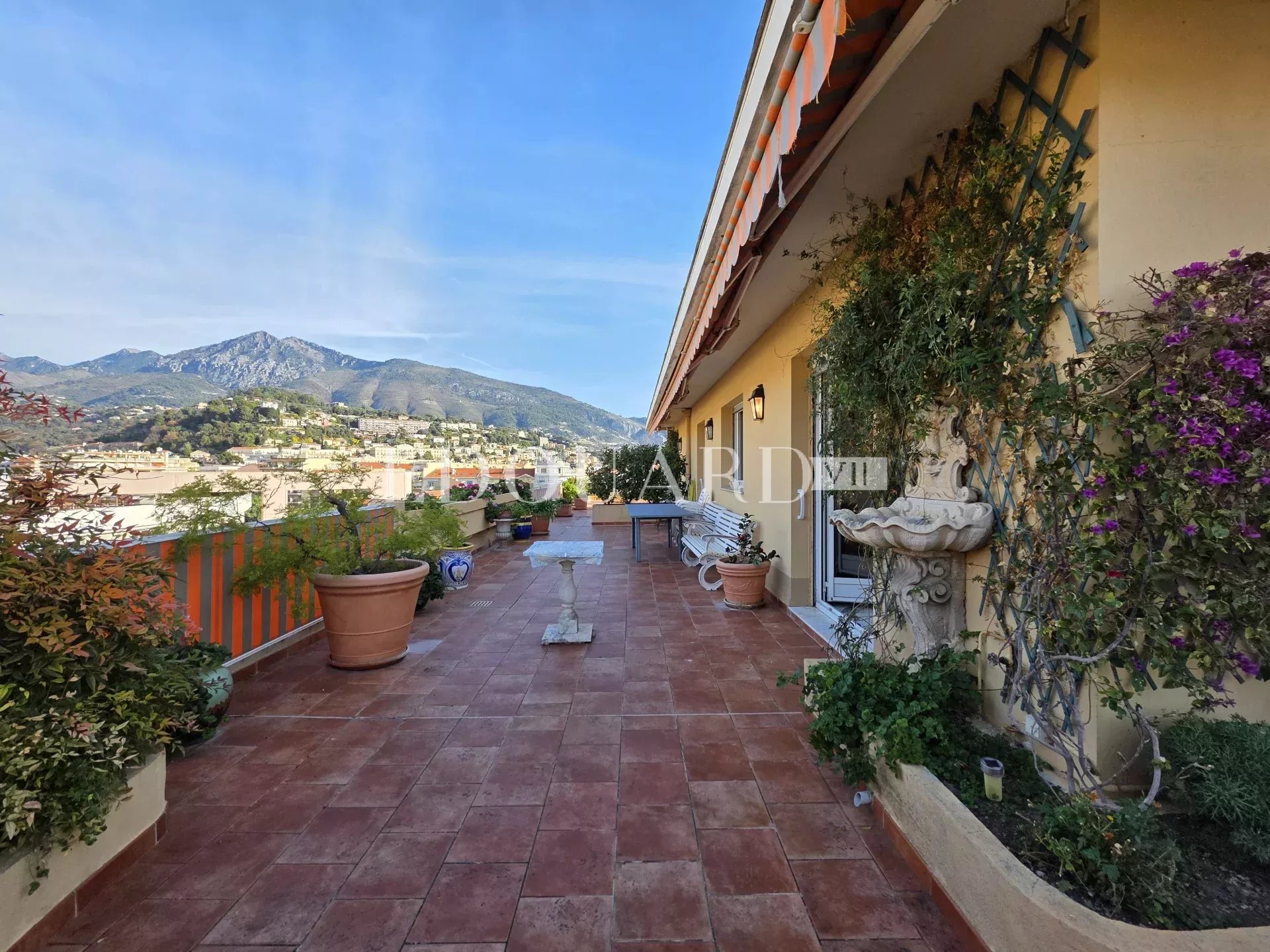 4 Bed, 3 Bath, ApartmentFor Sale, Menton, Alpes-Maritimes