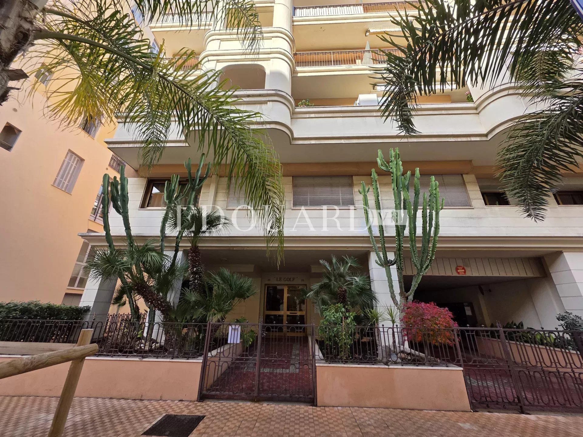 1 Bath, ApartmentFor Sale, Menton, Alpes-Maritimes