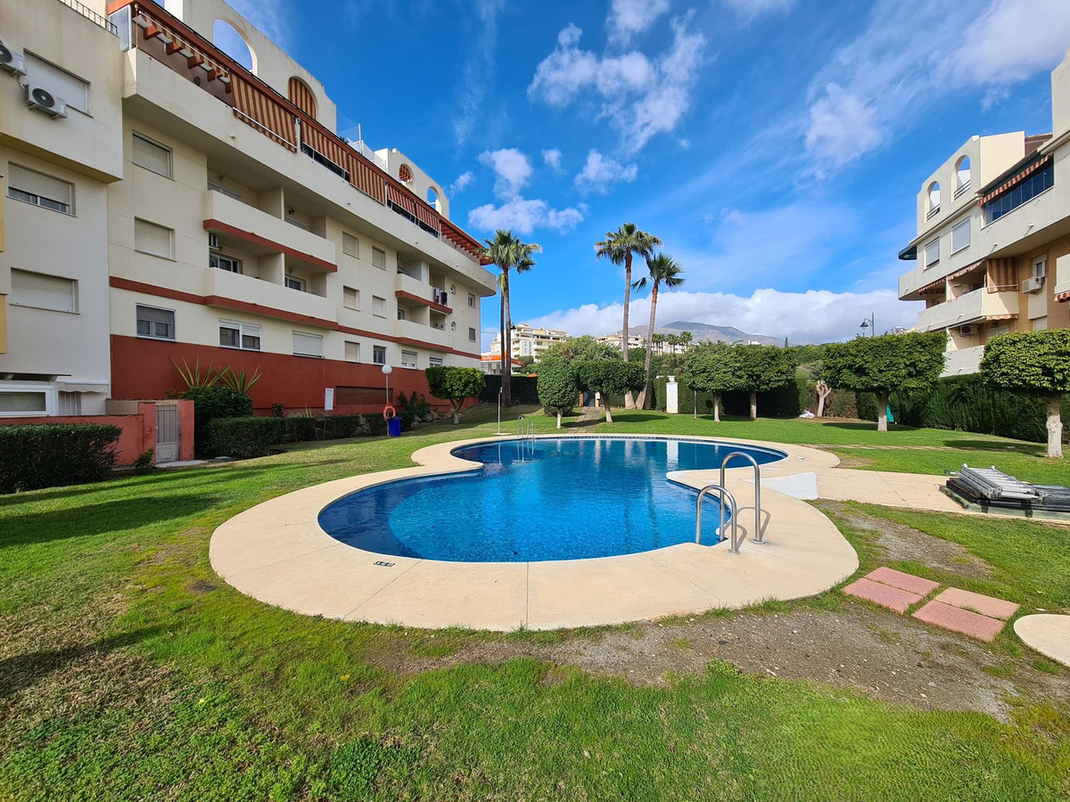 2 Bed, 2 Bath, ApartmentFor Sale, Estepona, Malaga