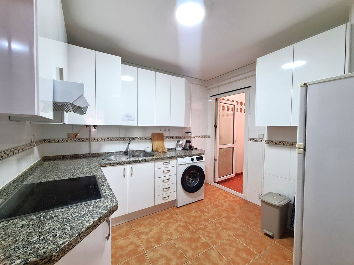 2 Bed, 2 Bath, ApartmentFor Sale, Estepona, Malaga