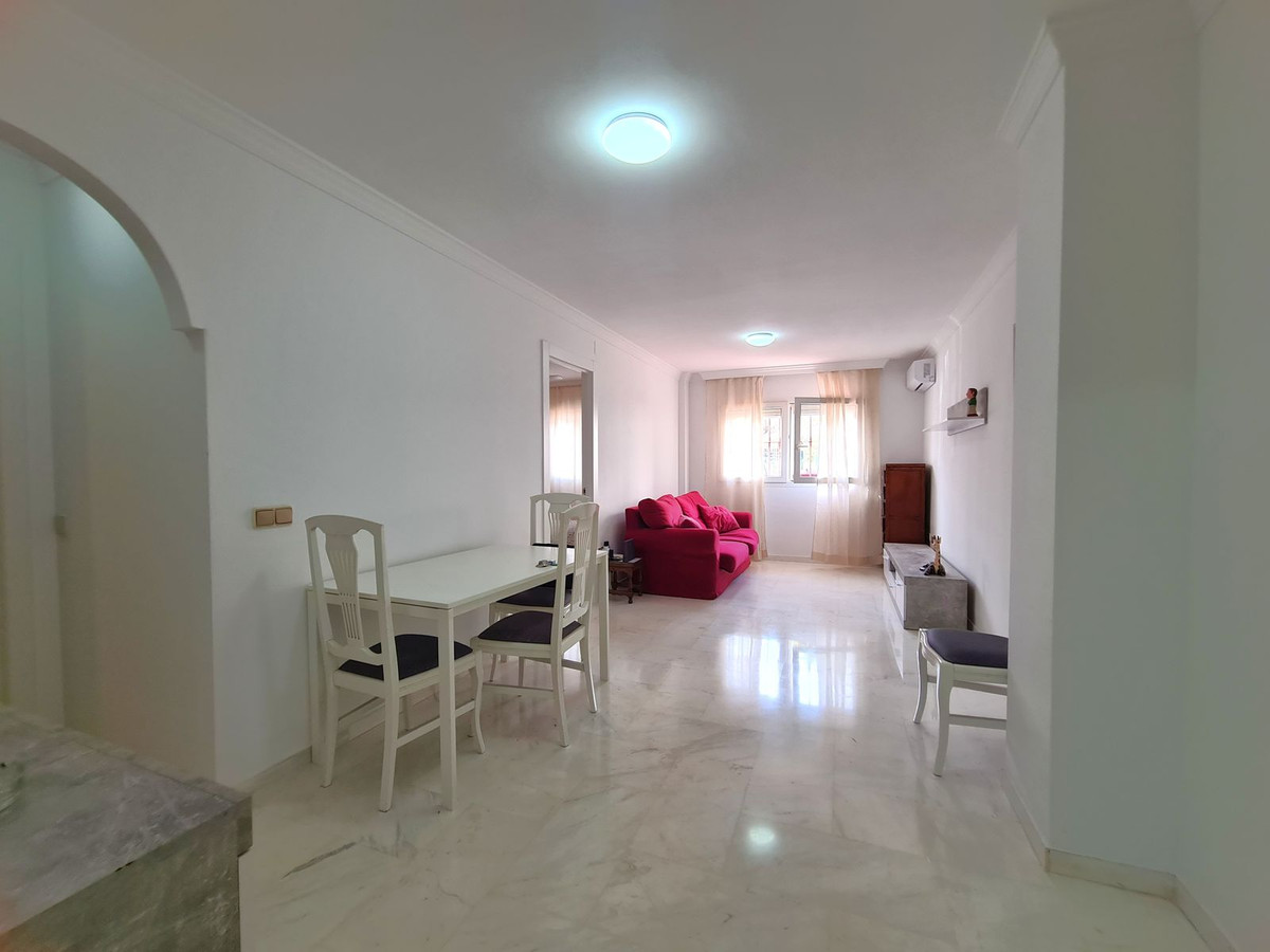 2 Bed, 2 Bath, ApartmentFor Sale, Estepona, Malaga