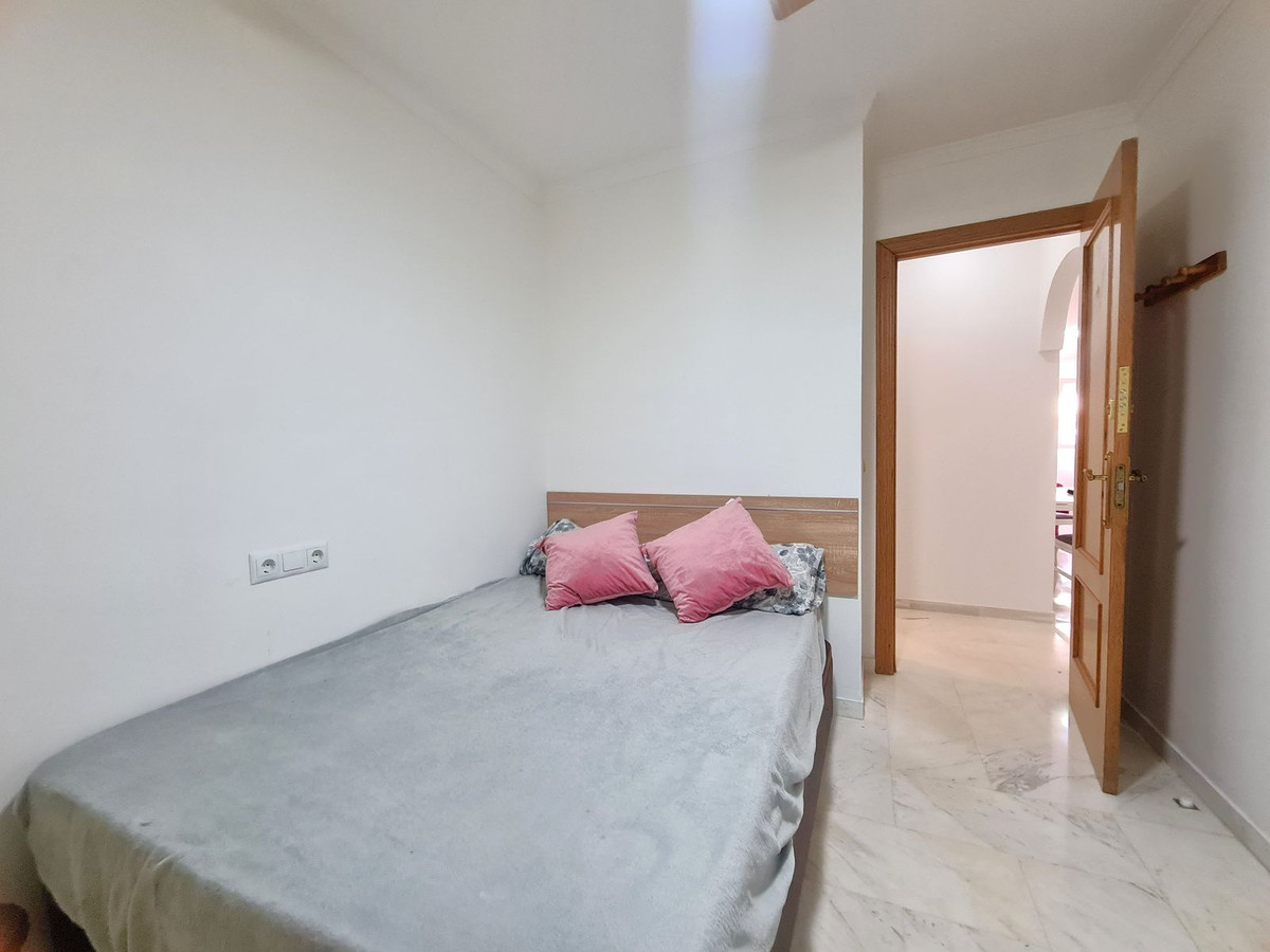 2 Bed, 2 Bath, ApartmentFor Sale, Estepona, Malaga