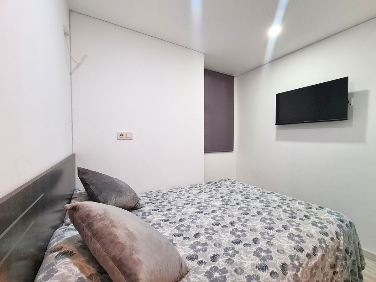 2 Bed, 2 Bath, ApartmentFor Sale, Estepona, Malaga