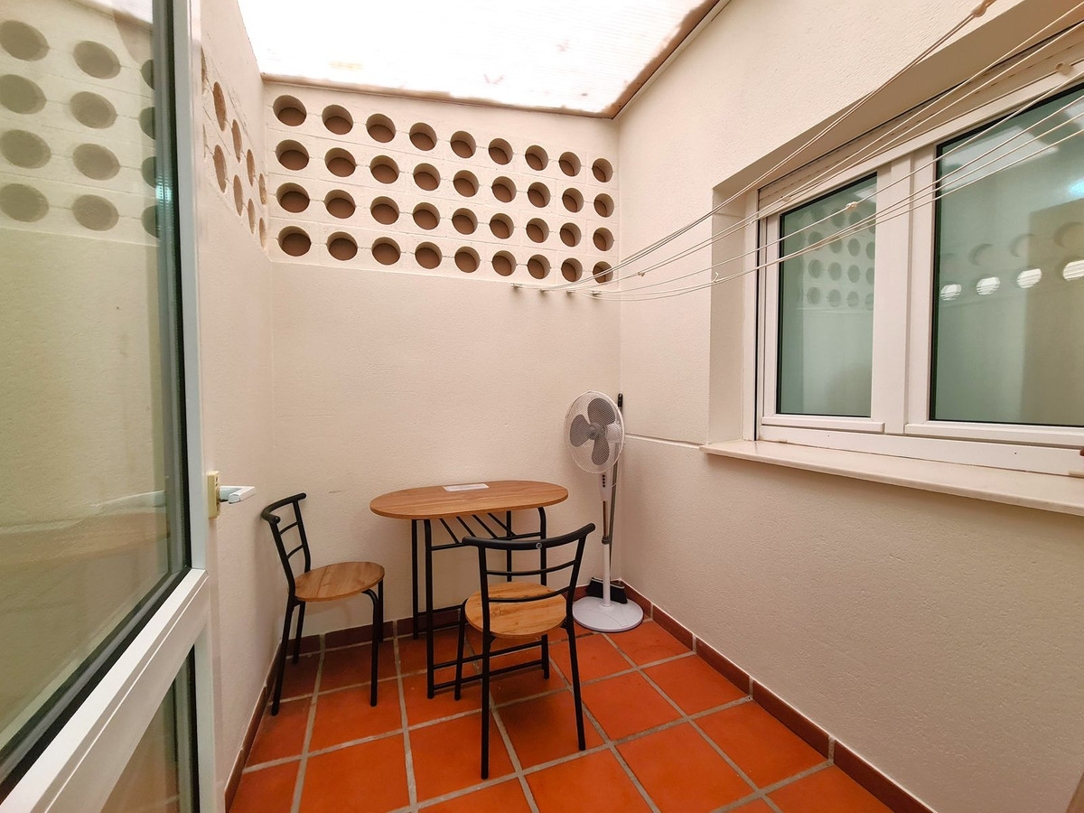 2 Bed, 2 Bath, ApartmentFor Sale, Estepona, Malaga