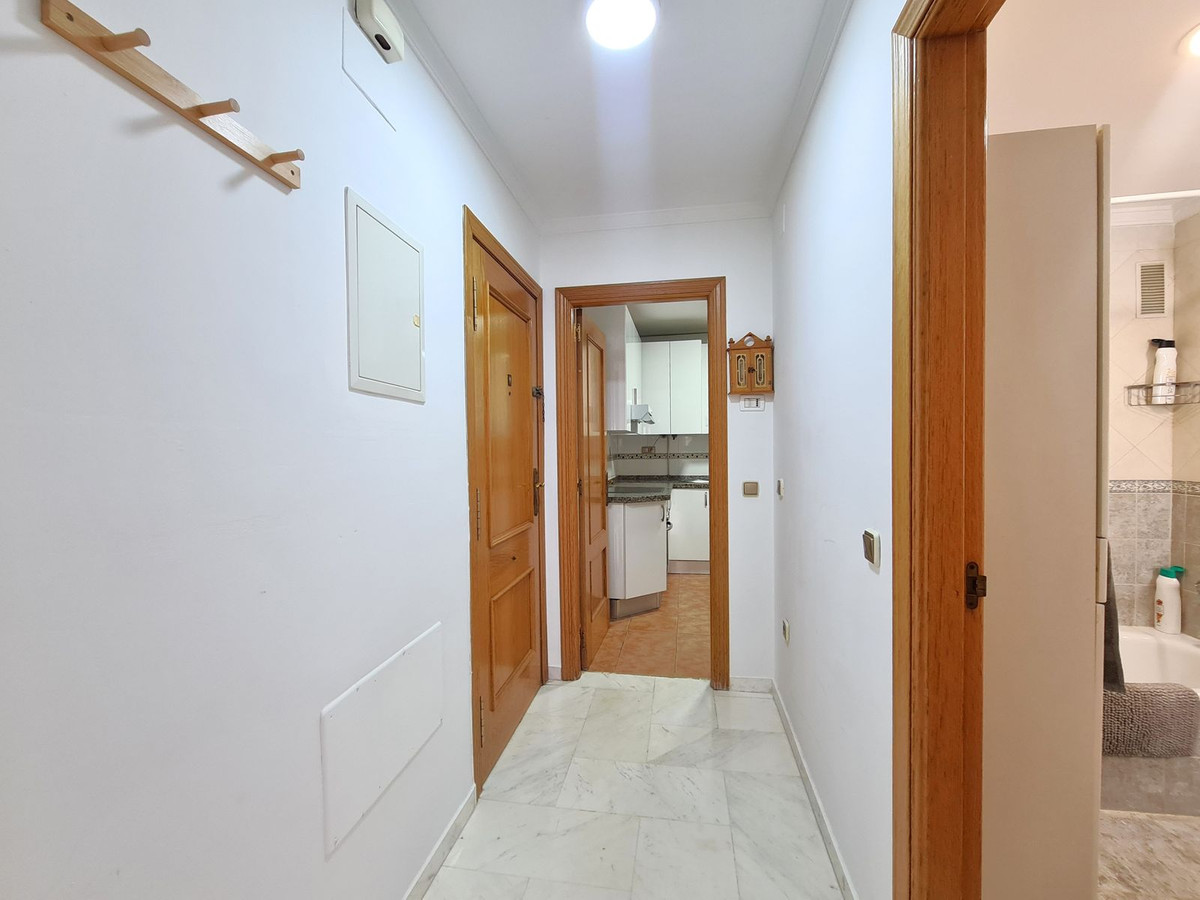 2 Bed, 2 Bath, ApartmentFor Sale, Estepona, Malaga