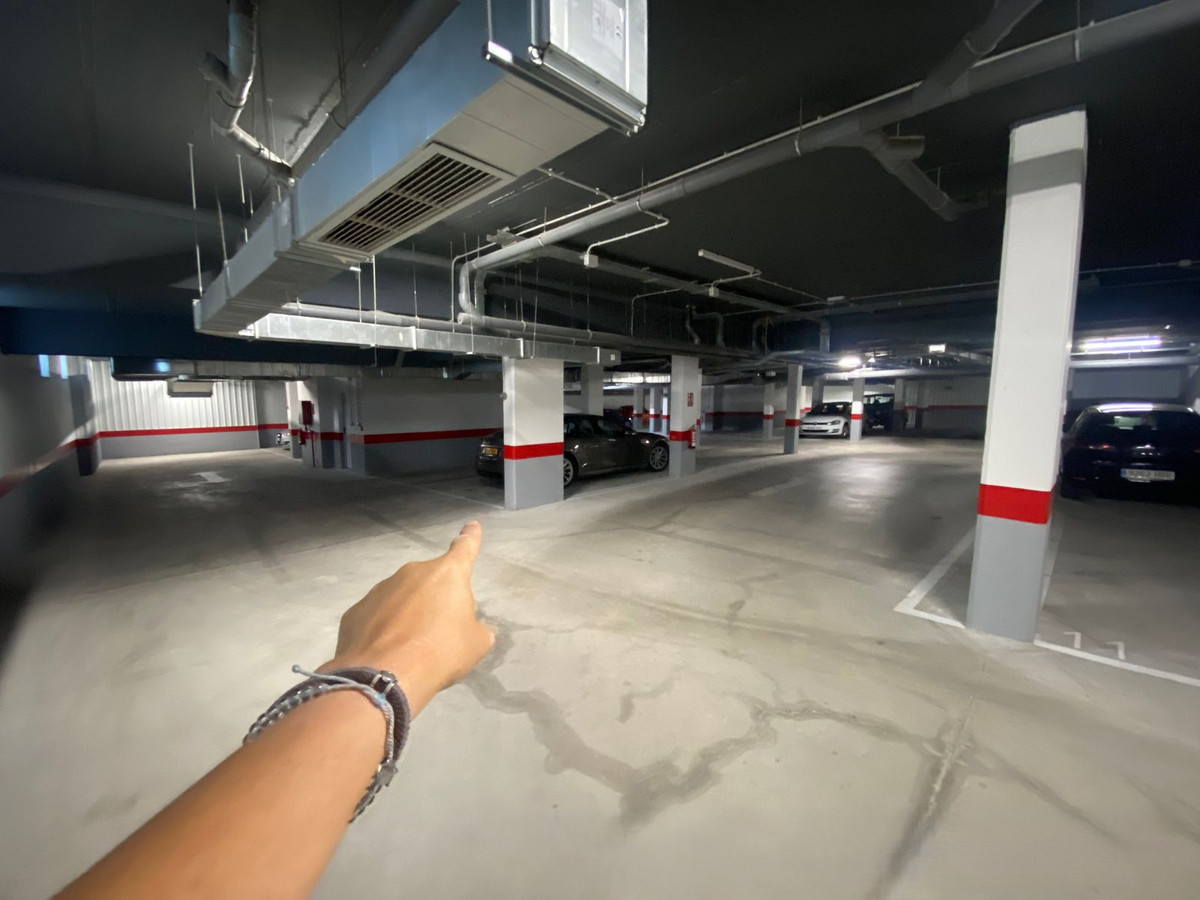 2 Bed, 2 Bath, ApartmentFor Sale, Estepona, Malaga