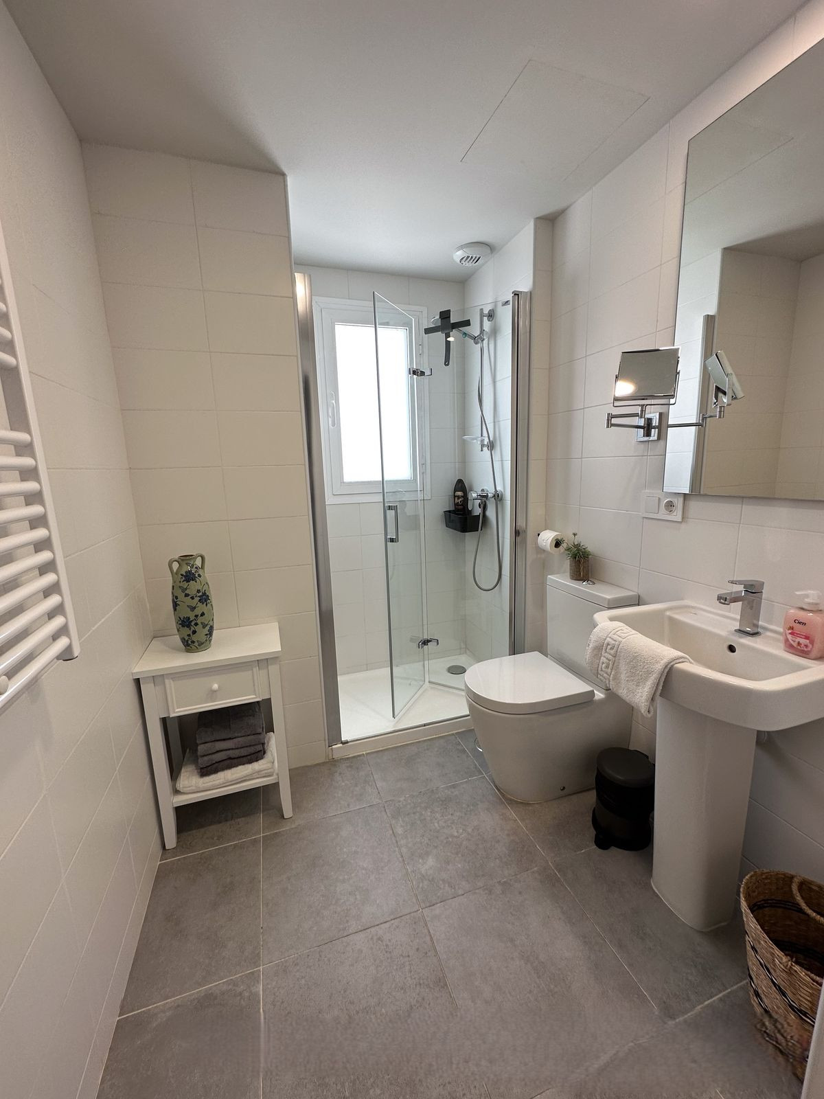 2 Bed, 2 Bath, ApartmentFor Sale, Estepona, Malaga